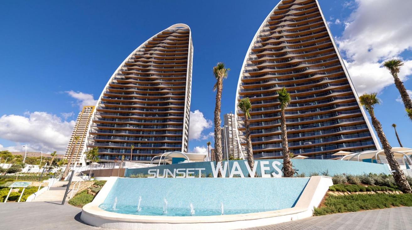 Sunset Waves Vistas Al Mar Apartment เบนิดอร์ม ภายนอก รูปภาพ