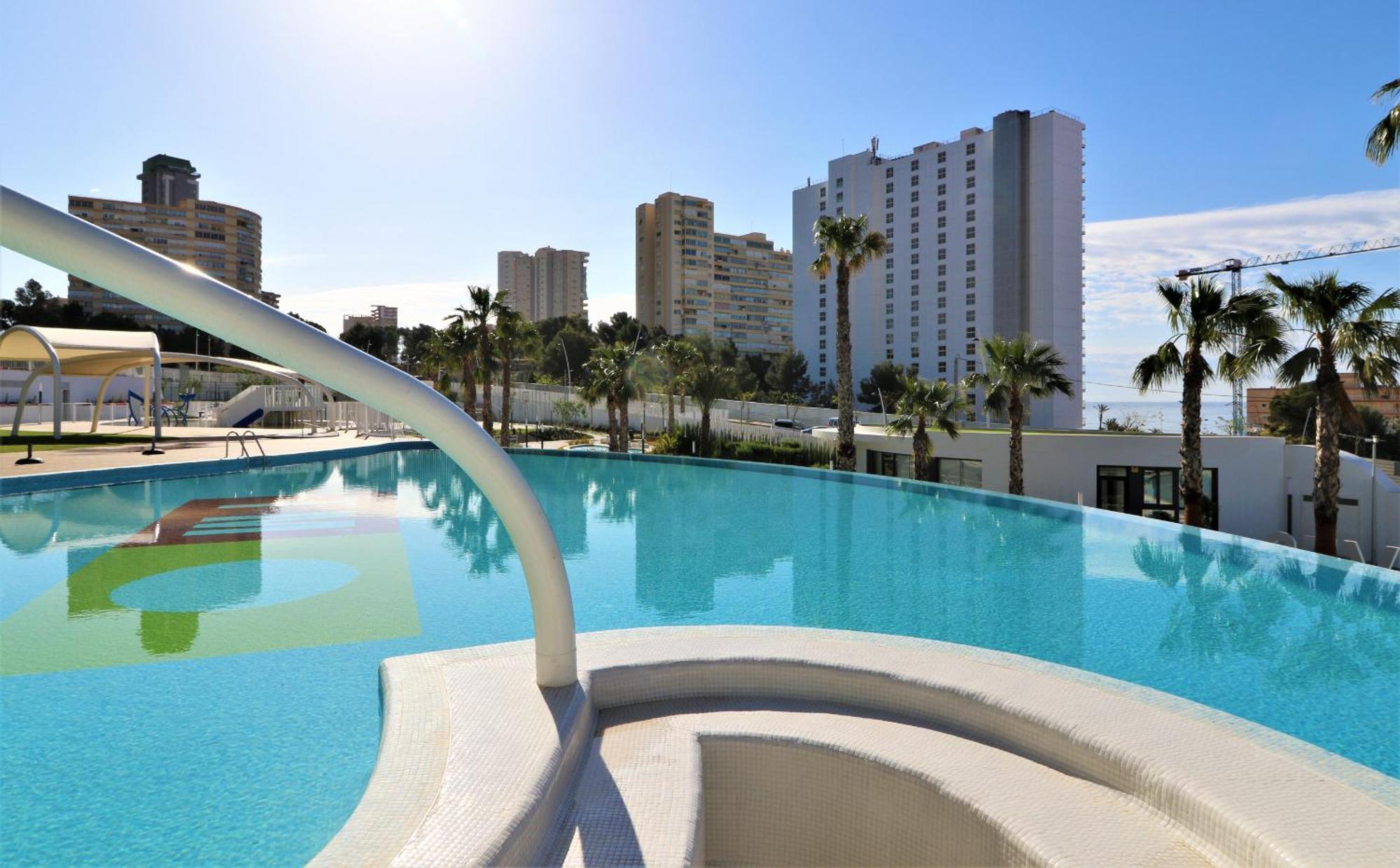 Sunset Waves Vistas Al Mar Apartment เบนิดอร์ม ภายนอก รูปภาพ
